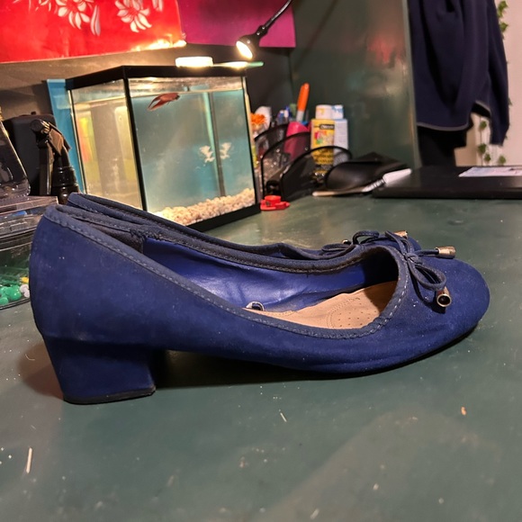 Suede Blue Heeled Pumps - Picture 5 of 8